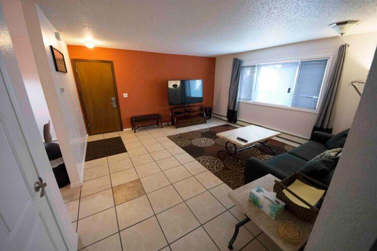 Stay Anchorage! Furnished Two Bedroom Apartments With High Speed Wifi Pokój zdjęcie